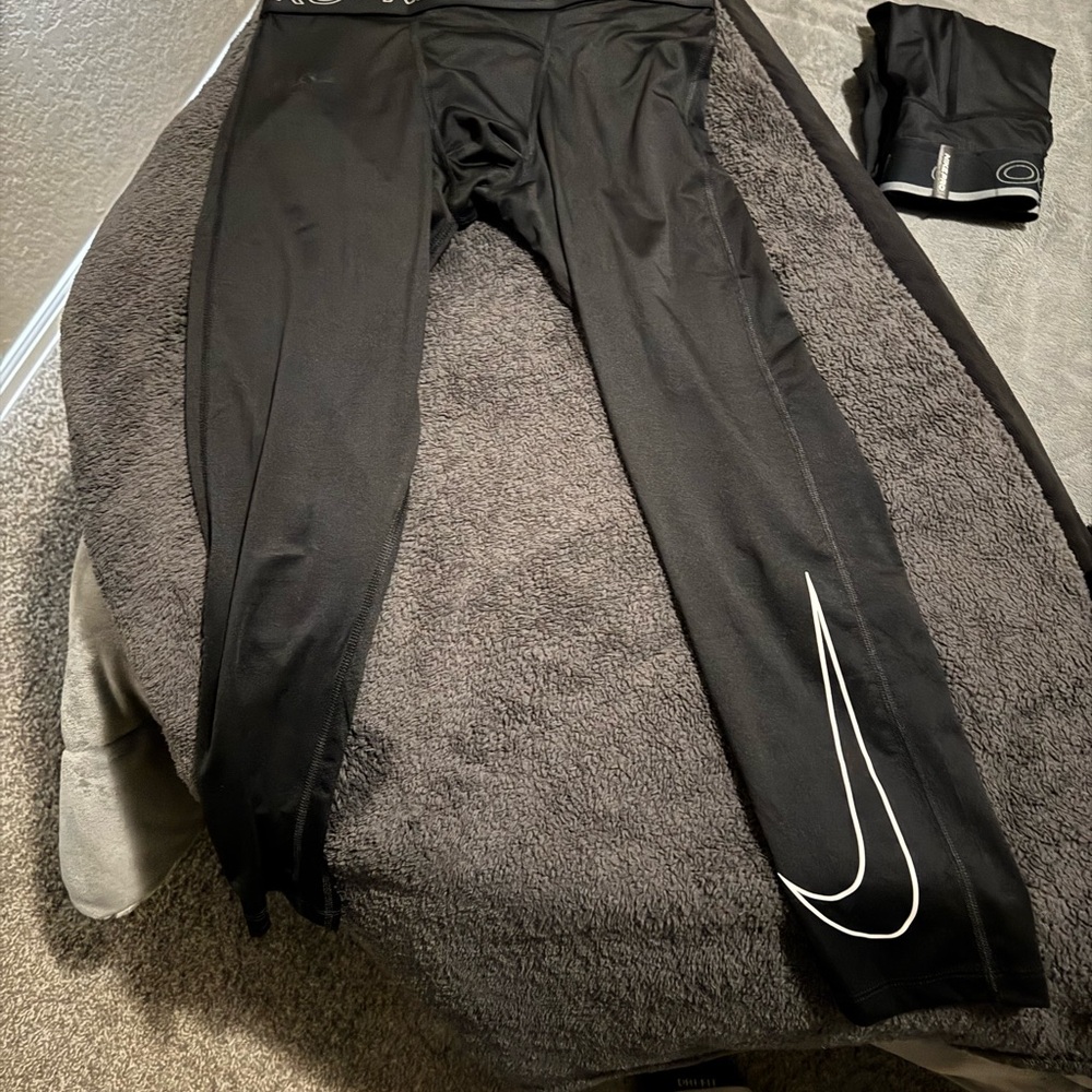 Nike Pro Black Leggings with White Logo
